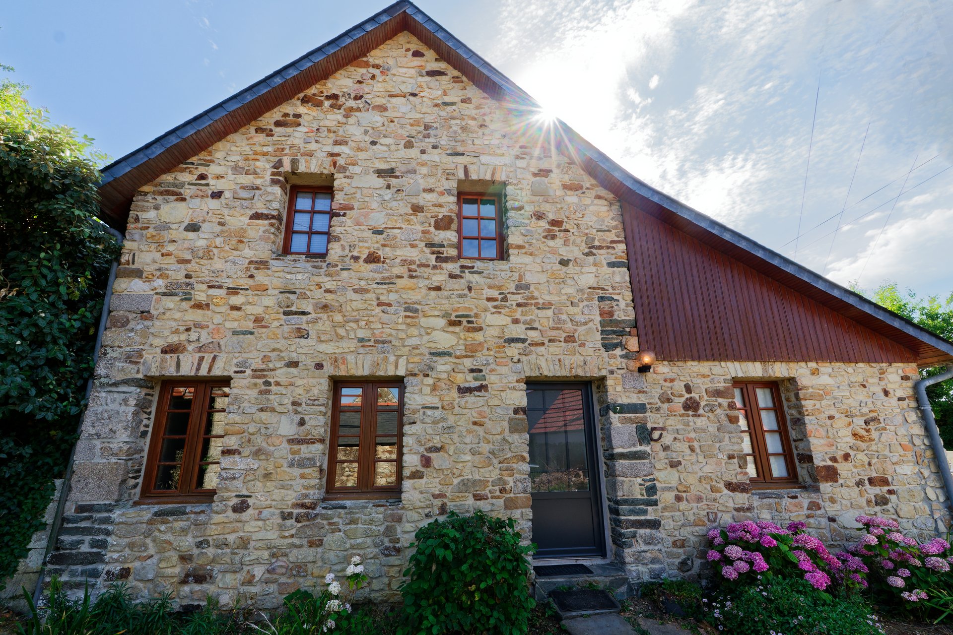 Façade en pierre La Bergerie